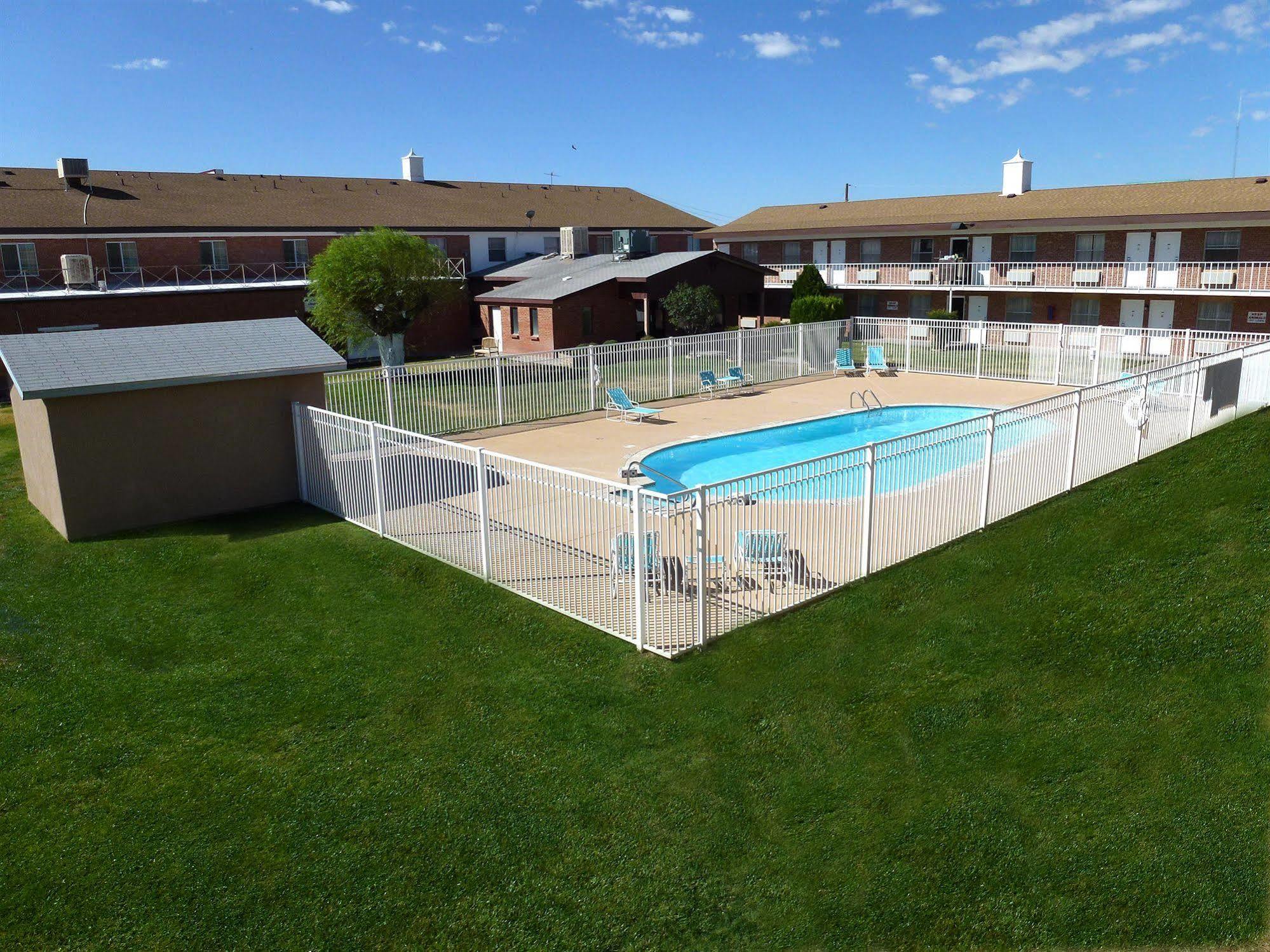 Baymont By Wyndham Deming Hotel Exterior foto